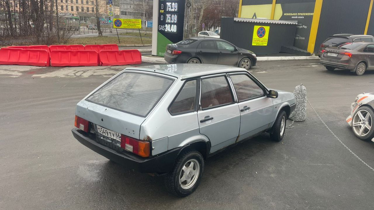 ВАЗ 2109 2001 года - Авто в Екатеринбург - фото 3