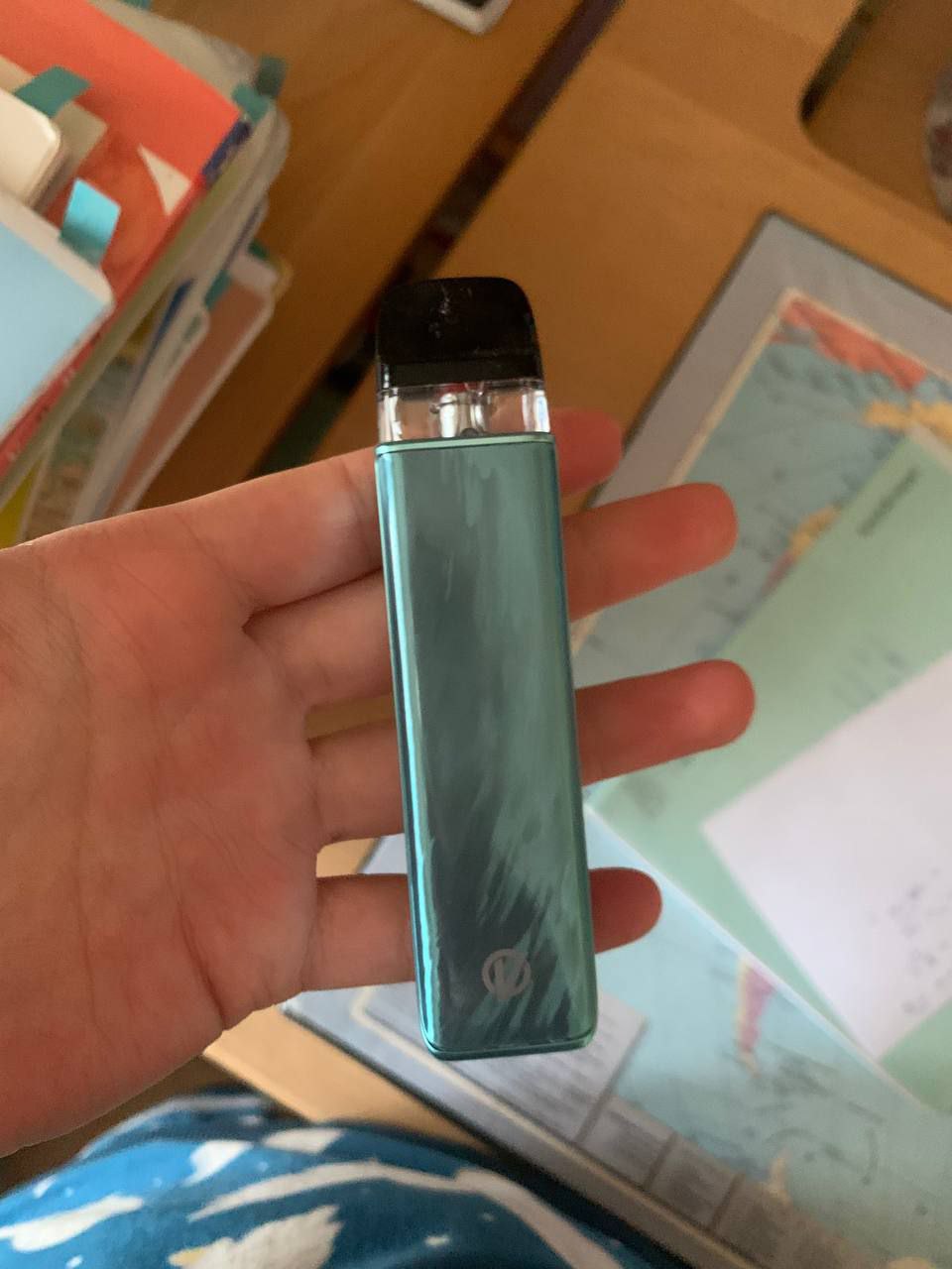 Продам 1600 с жижей 2050 - Электроника в Екатеринбург