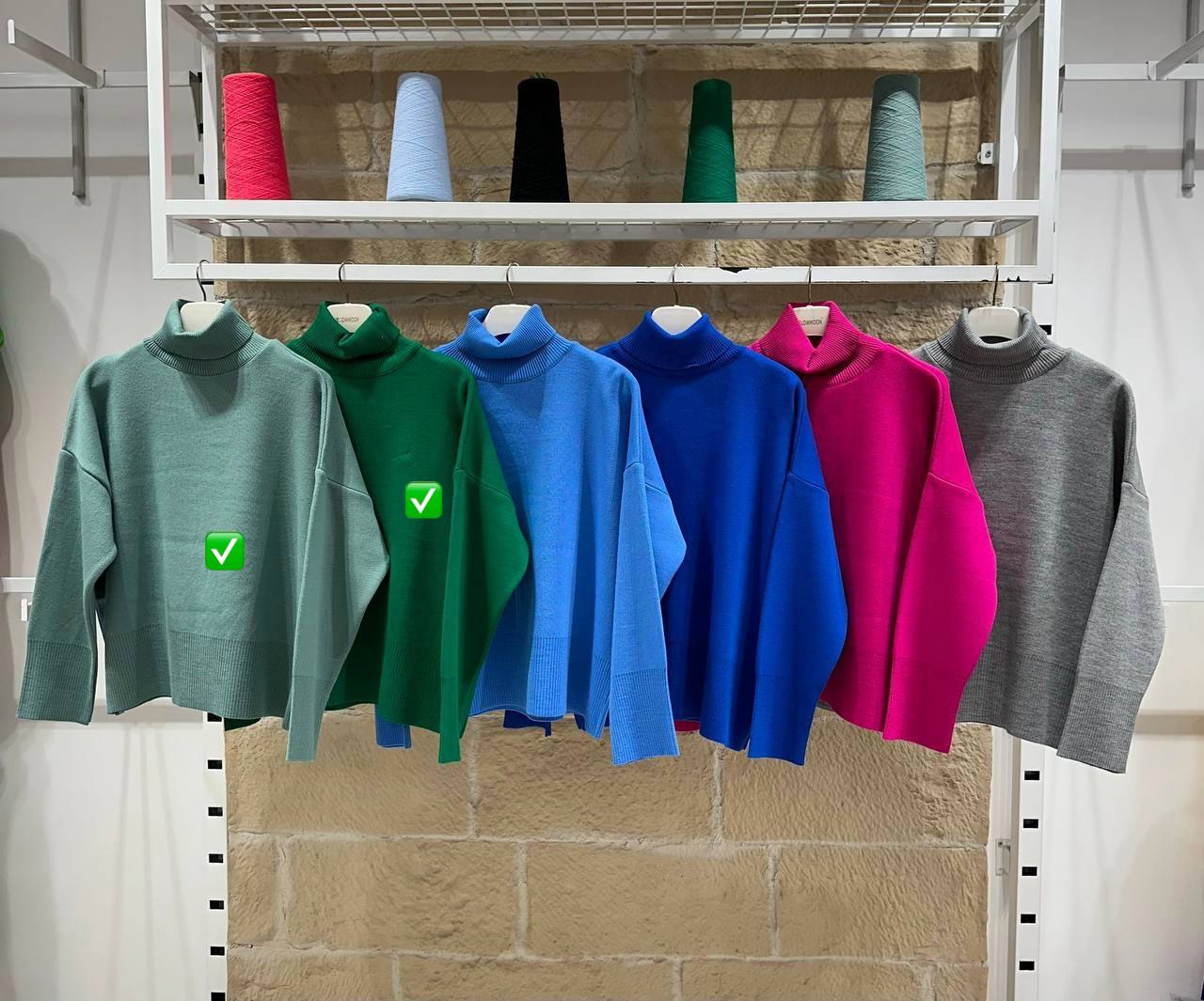 Свитер-водолазка и джинсы женские - Одежда в Екатеринбург - фото 6