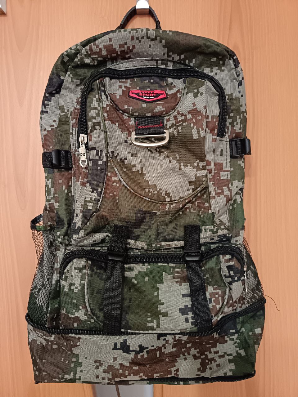 Продам рюкзак - Одежда в Хабаровск