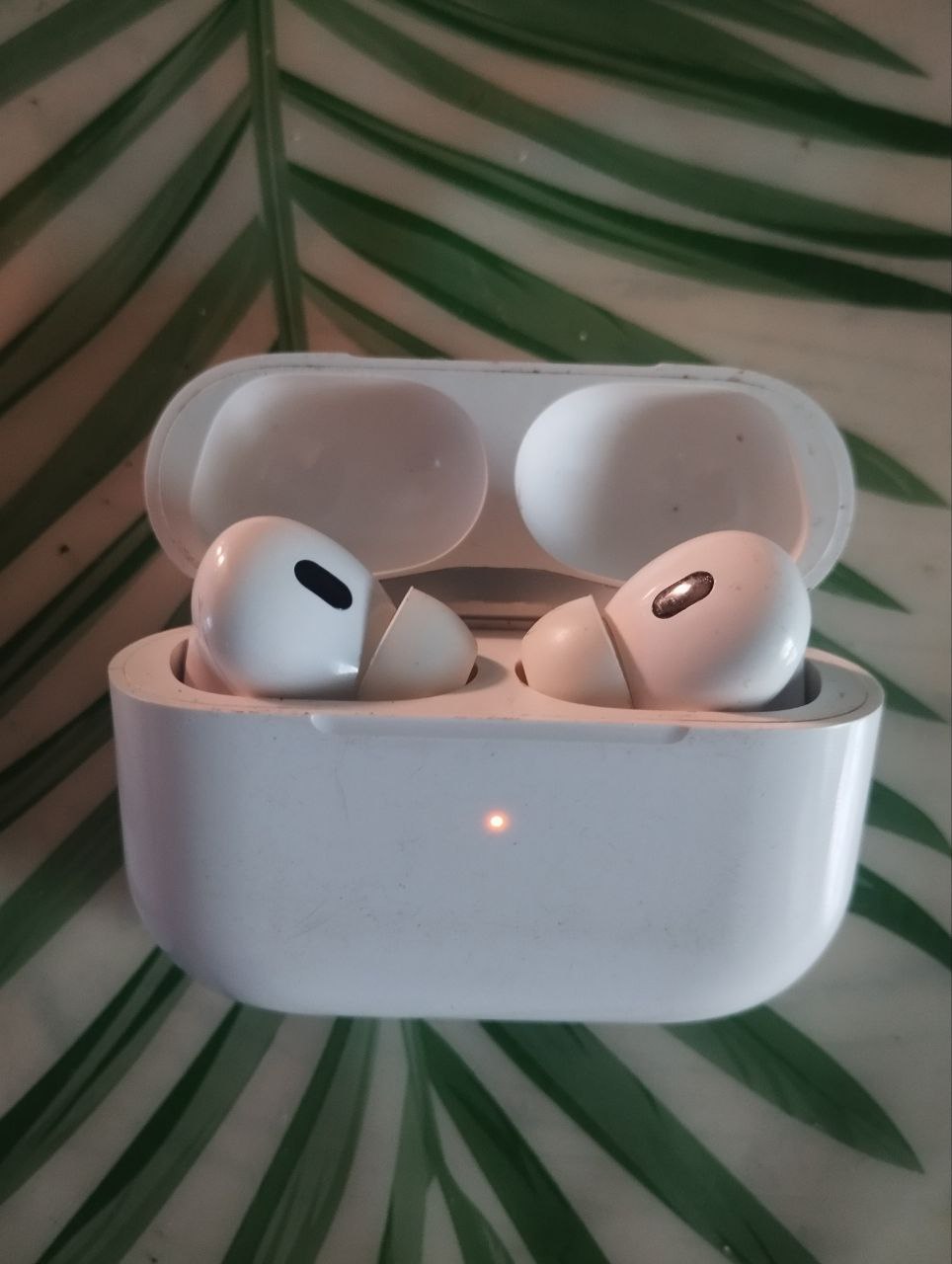 Продам рабочие нужно только зарядить - Электроника в Новокузнецк