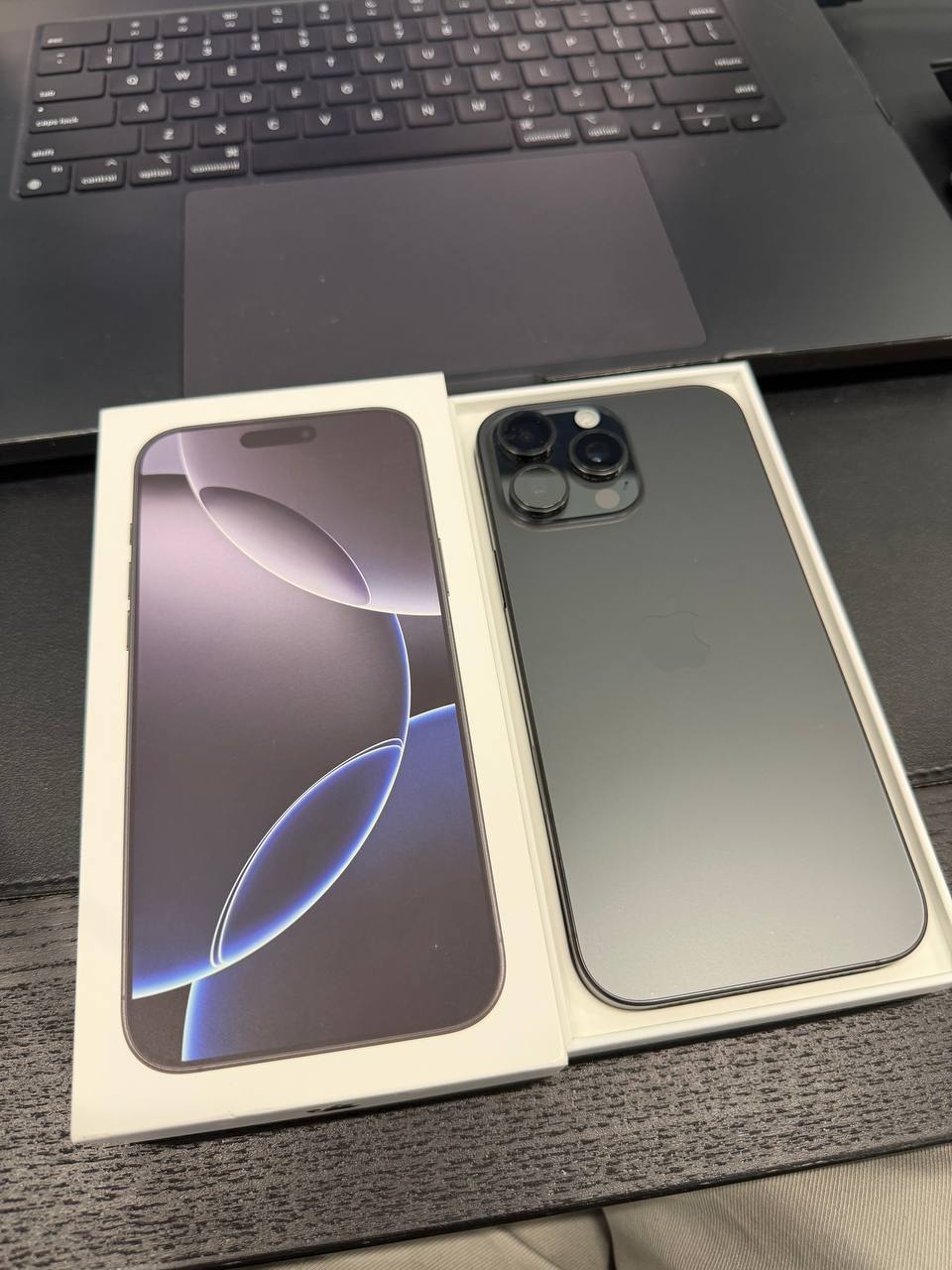 IPhone 16 pro max Black Titanium 256 GB - Электроника в Мурманск - фото 3