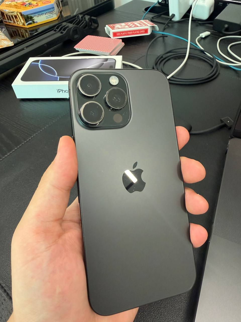 Продажа IPhone 16 pro max Black Titanium 256 GB - Электроника в Мурманск - фото 4