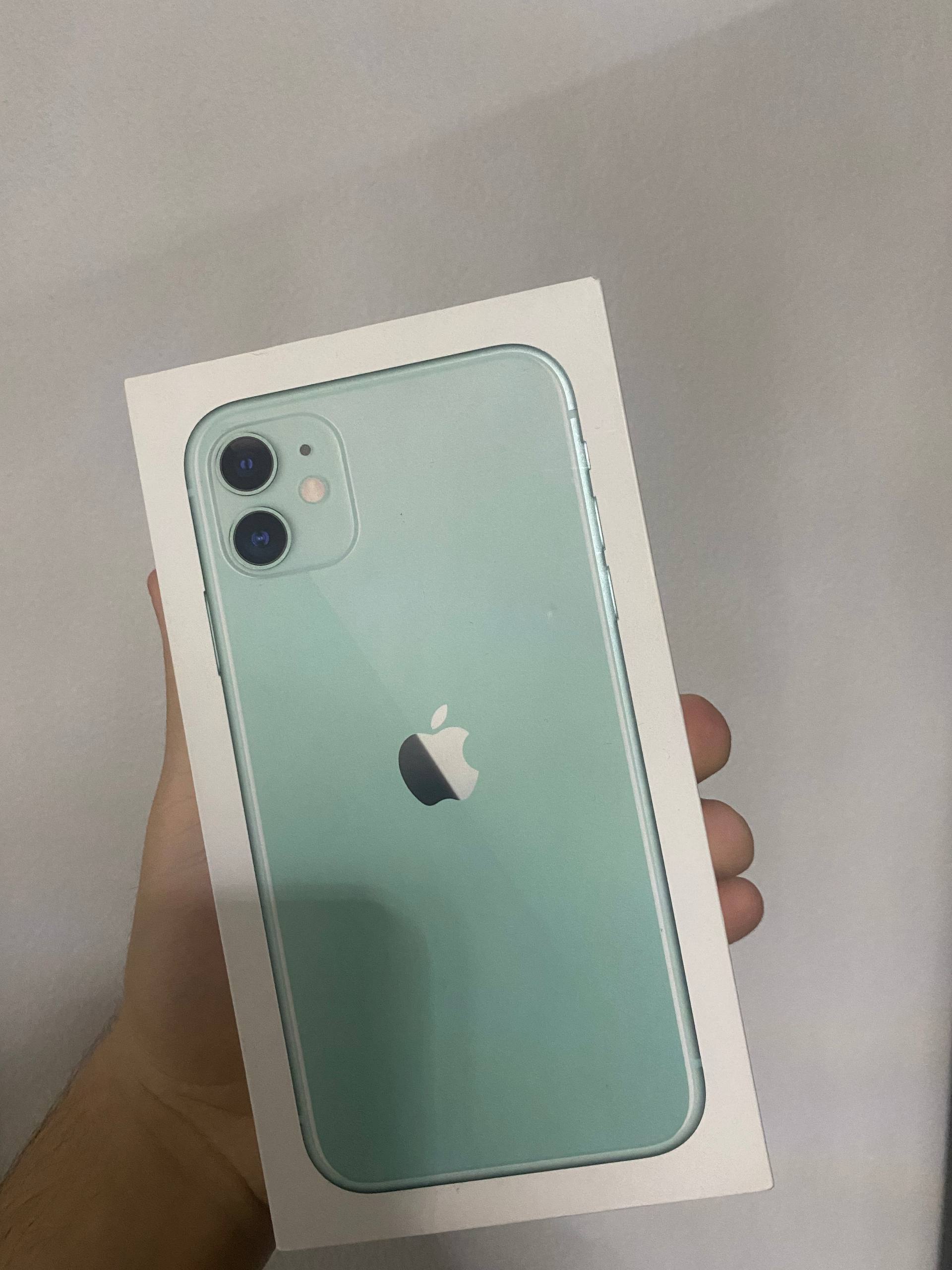 Продам Iphone 11 128gb Зелёный - Электроника в Москва - фото 2