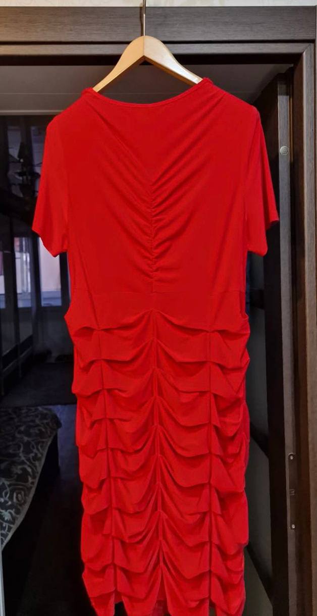 Вечернее платье 52-54 размер - Одежда в Красноярск