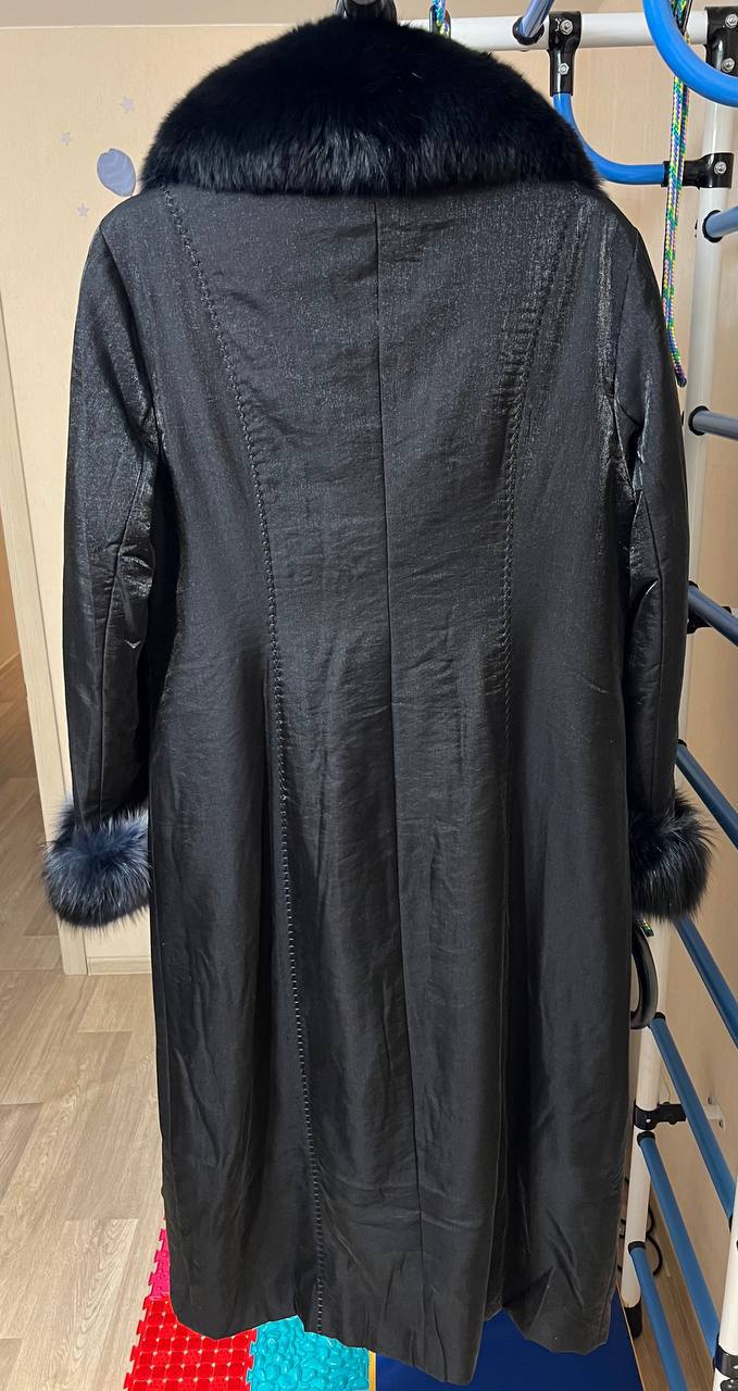Зимнее пальто/плащ 52 размера - Одежда в Красноярск