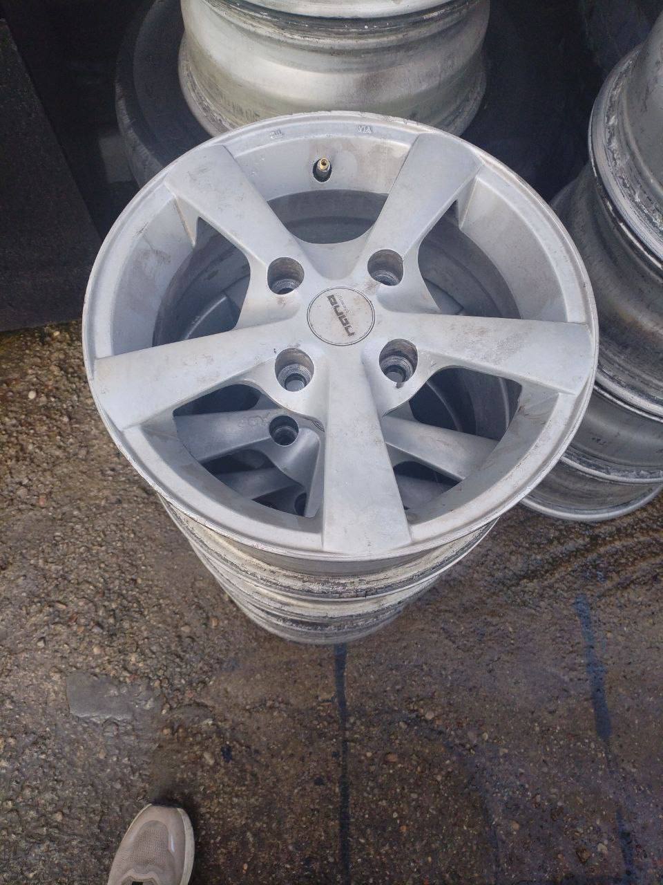 Литьё R14 4/114,3 Шины и Диски - Авто в Калининград