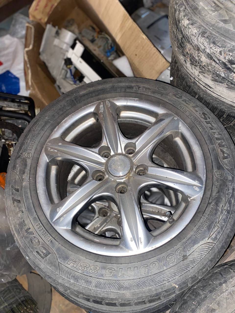 Шины 185/65R15 с дисками от Mazda 626 - Авто в Калининград - фото 4