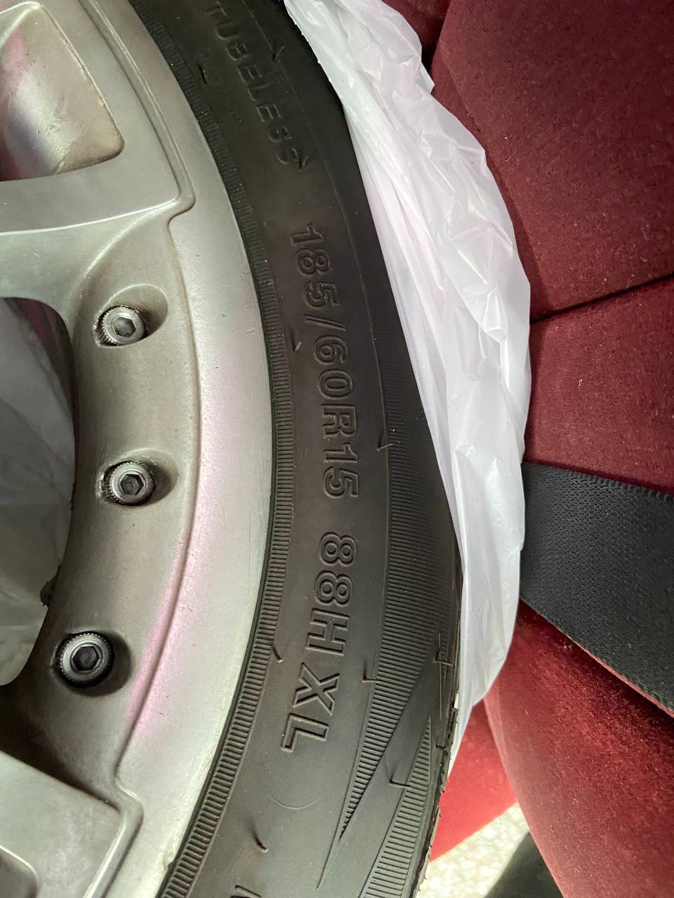 Шины 185/60 R15 - частное объявление в Калининград