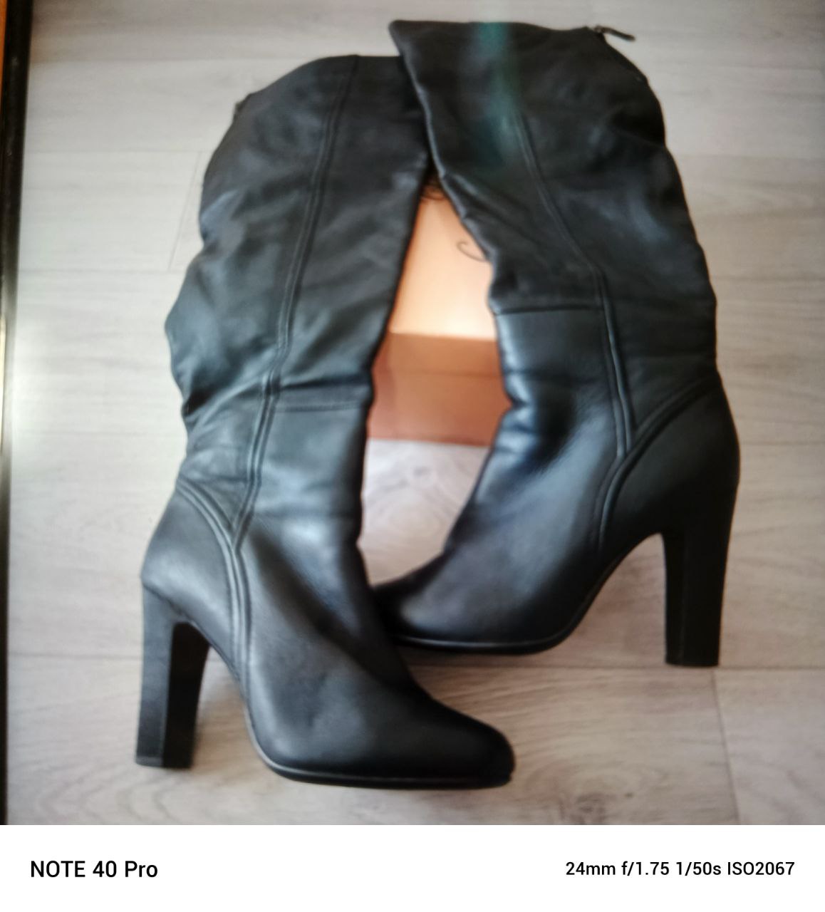 Продам зимние сапоги 37 размер - Одежда в Сургут