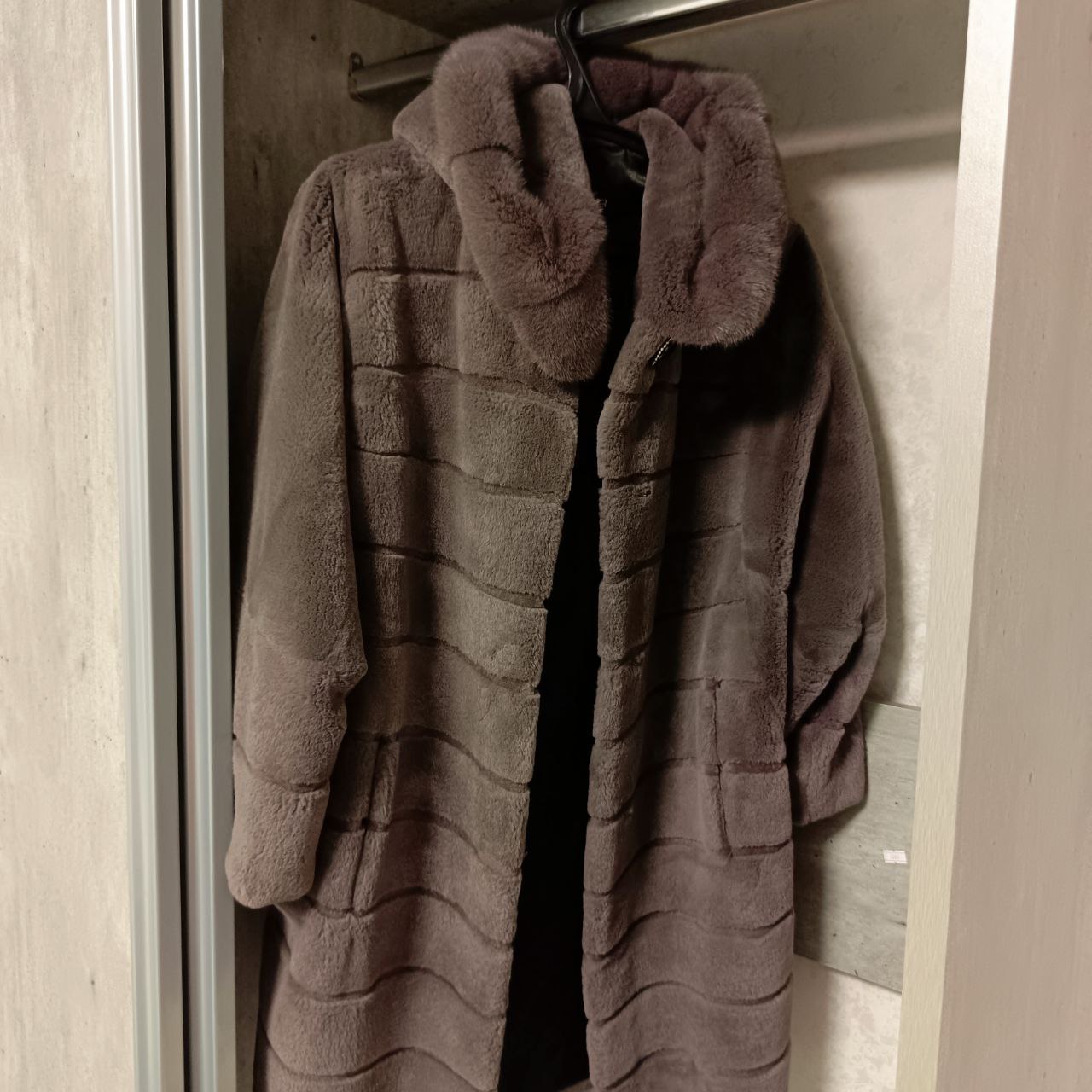 Продам шубу стриженый бобер - Одежда в Сургут - фото 3