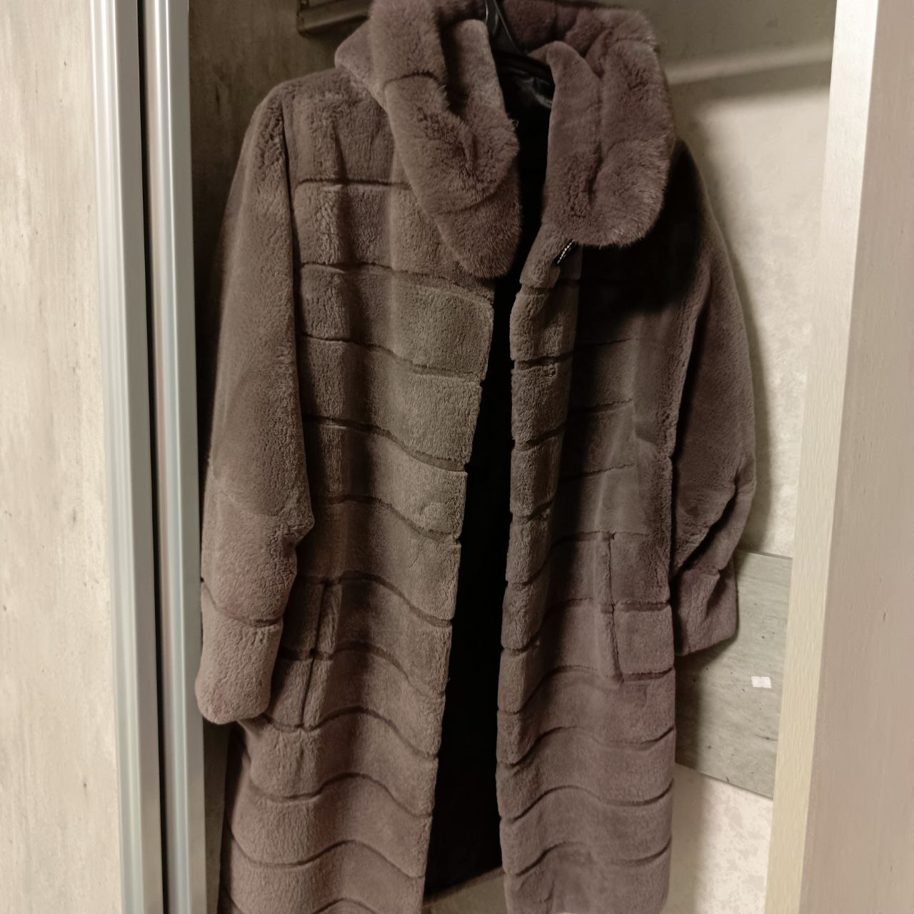 Продам шубу стриженый бобер - Одежда в Сургут - фото 4