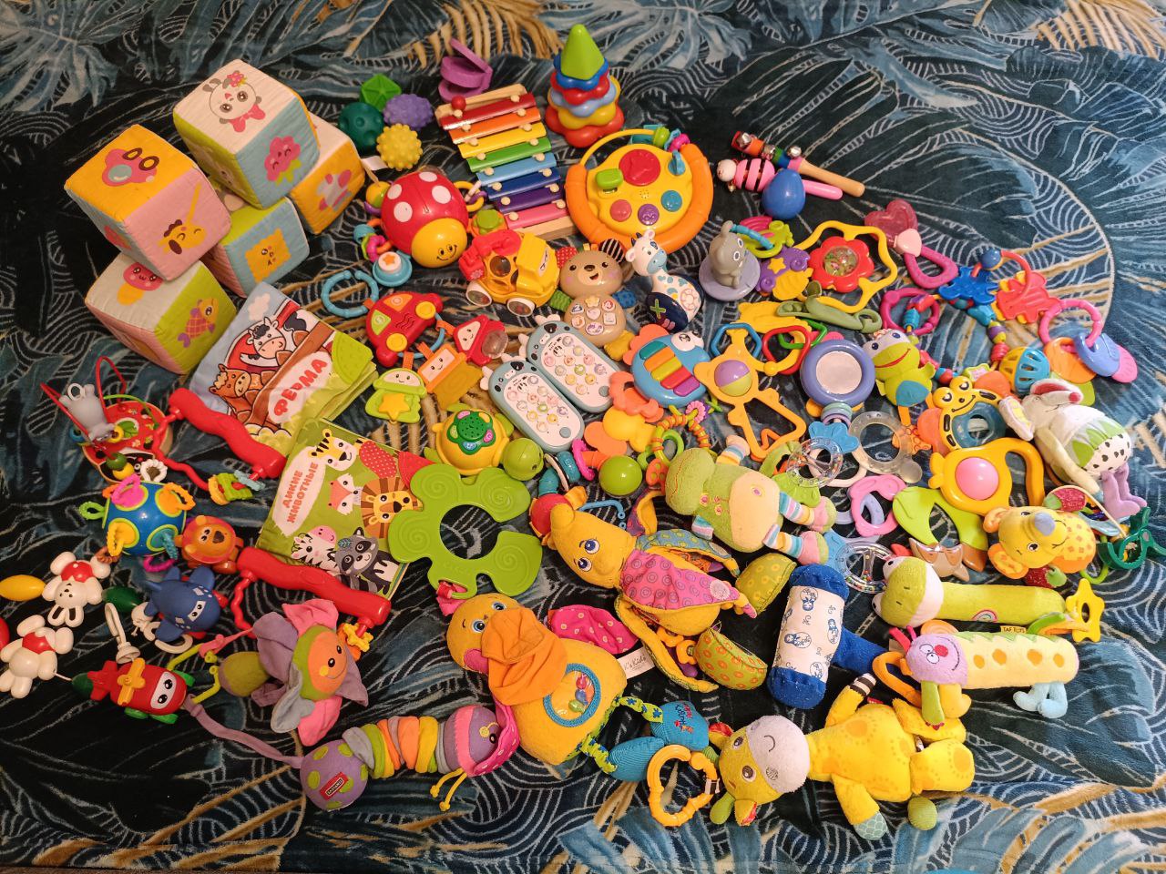 Продажа игрушек и погремушек - Товары для детей в Сургут