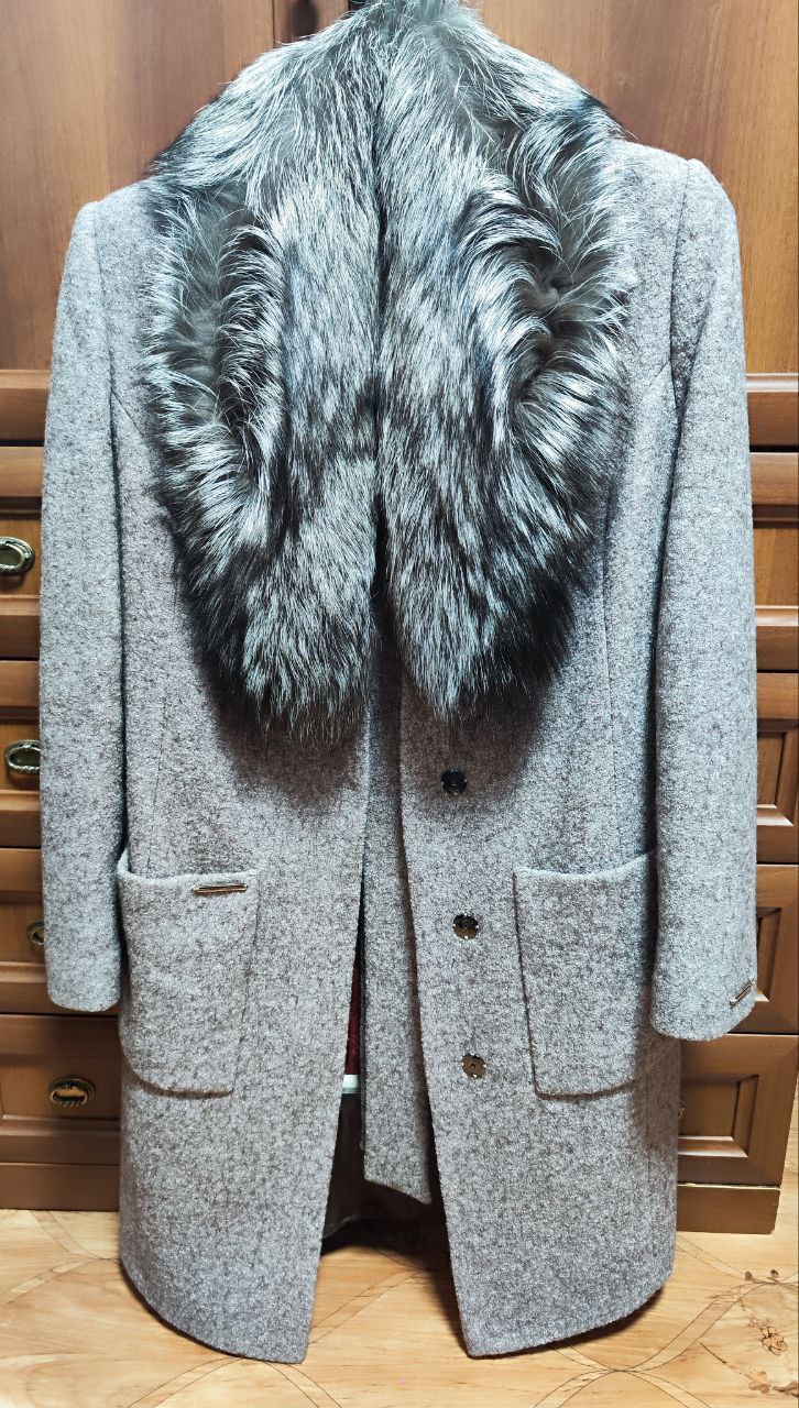 Утеплённое пальто с поясом - Одежда в Сургут