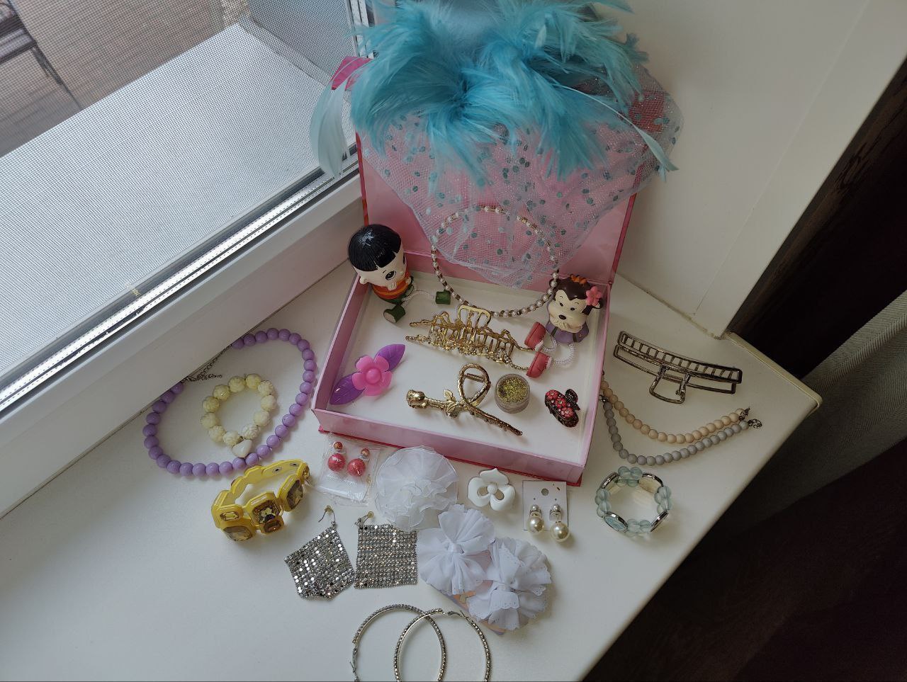 Часы с силиконовым ремешком и бижутерия - Одежда в Белгород - фото 3