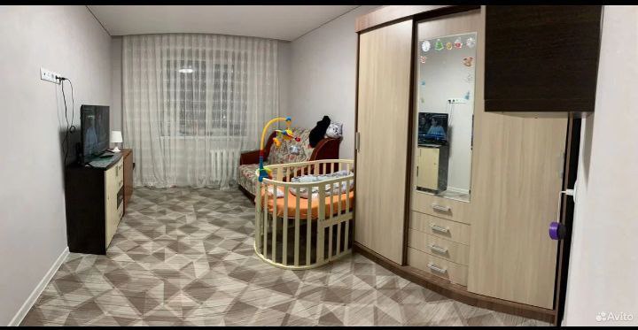 Продам двухкомнатную квартиру - Недвижимость в Стрежевой