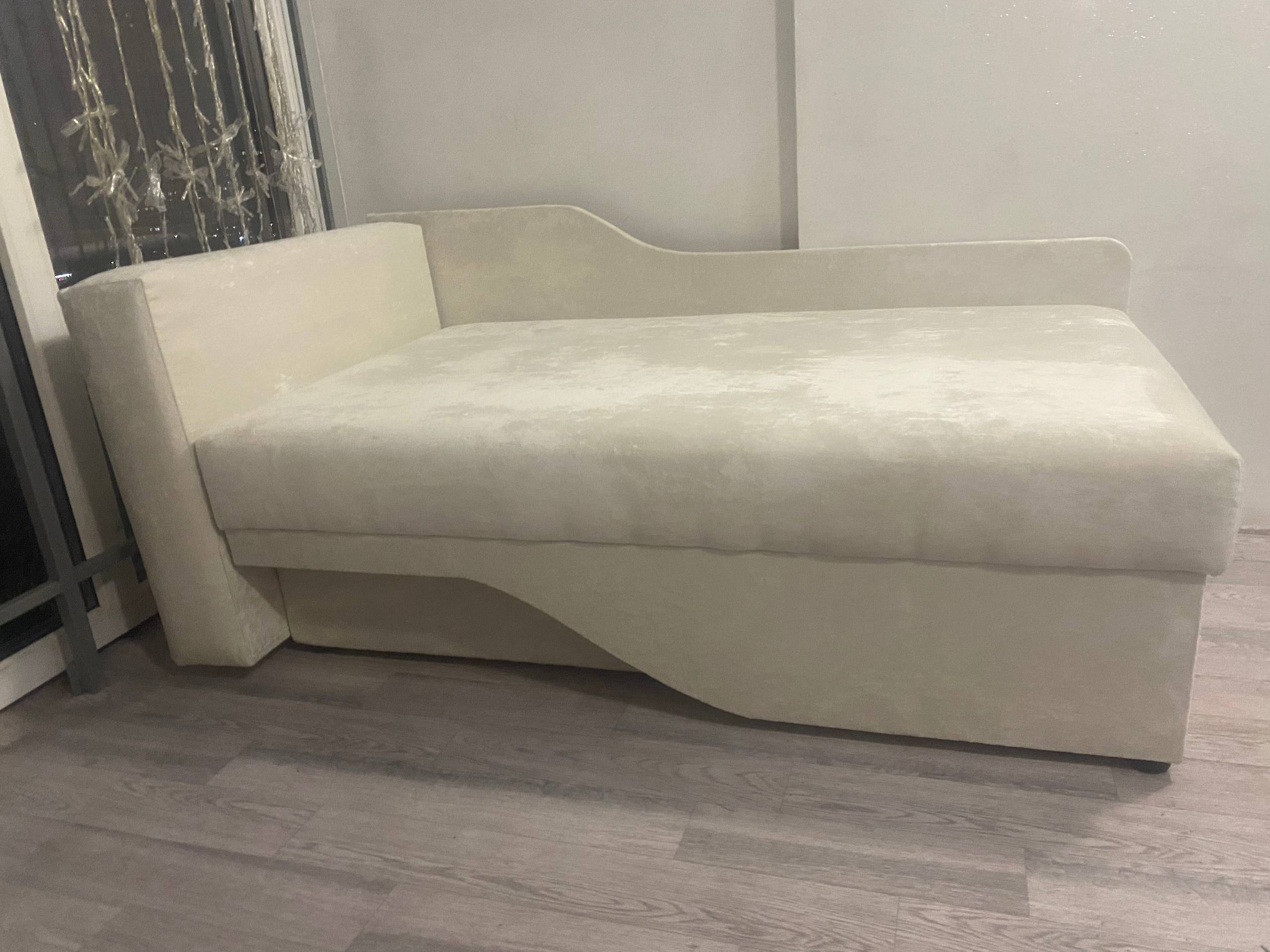 Мини диван в идеальном состоянии - Для дома и дачи в Краснодар