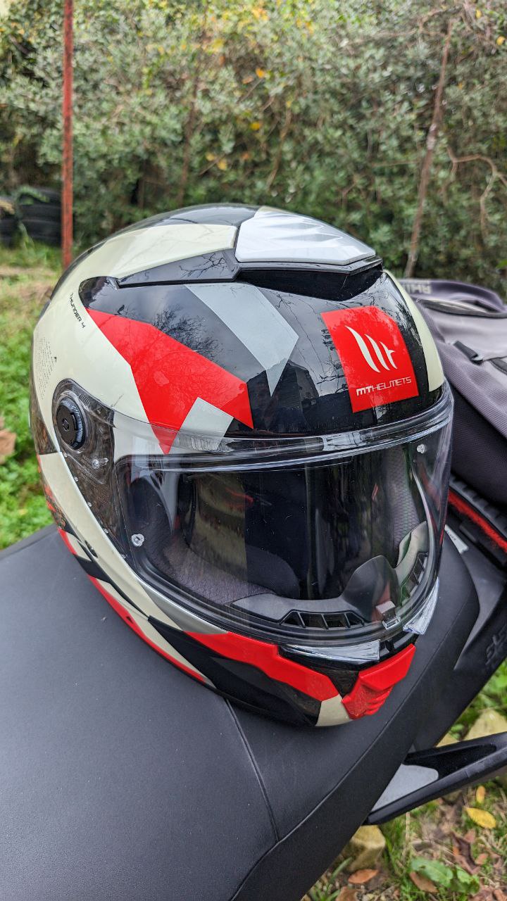 Шлем MT Thunder 4 SV Fade - Хобби и отдых в Сочи - фото 5
