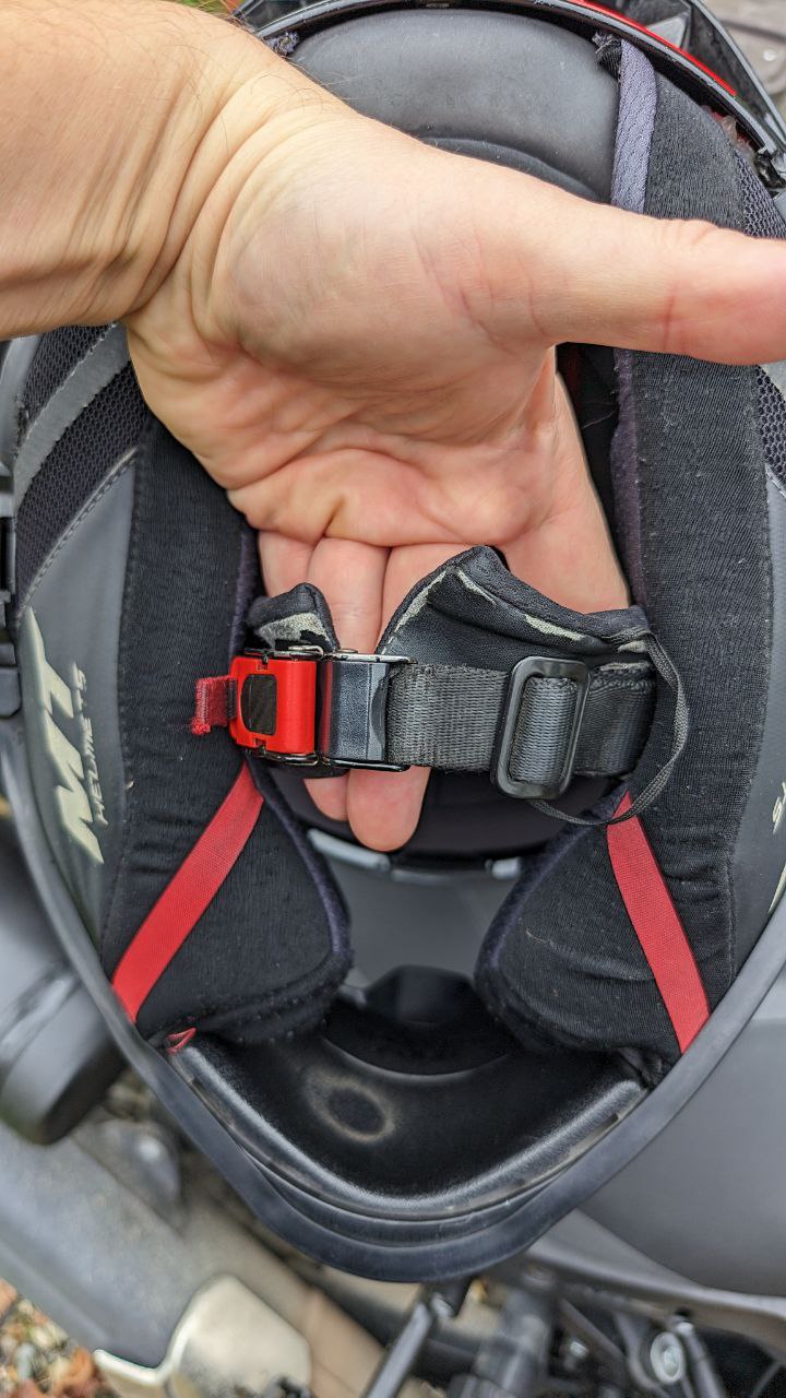 Шлем MT Thunder 4 SV Fade - Хобби и отдых в Сочи - фото 6