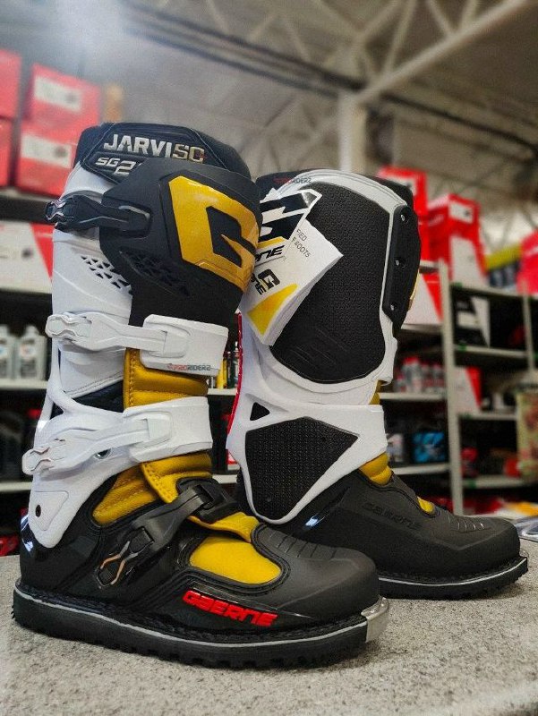 Лимитированные мотоботы Gaerne SG-22 Jarvis 50th Anniversary Edition - Хобби и отдых в Сочи