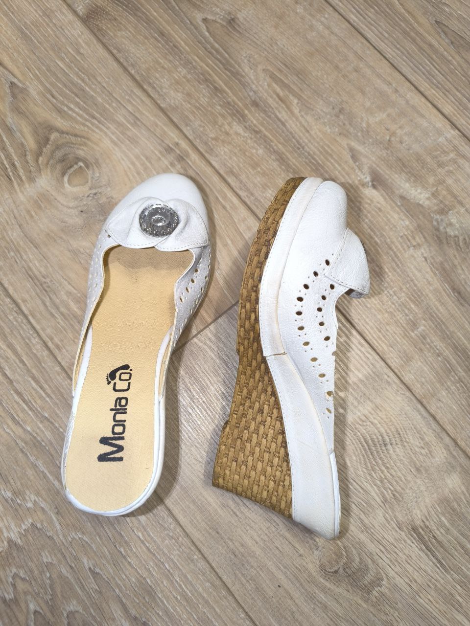 Продам новые, размер 38 - частное объявление в Воронеж