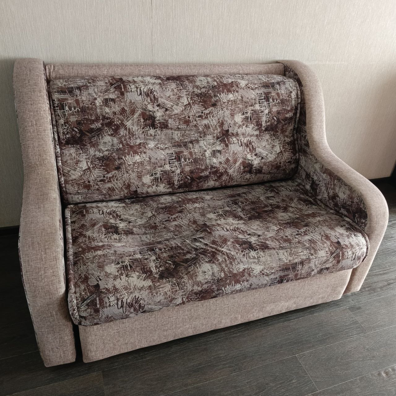 Продам диван - частное объявление в Бийск