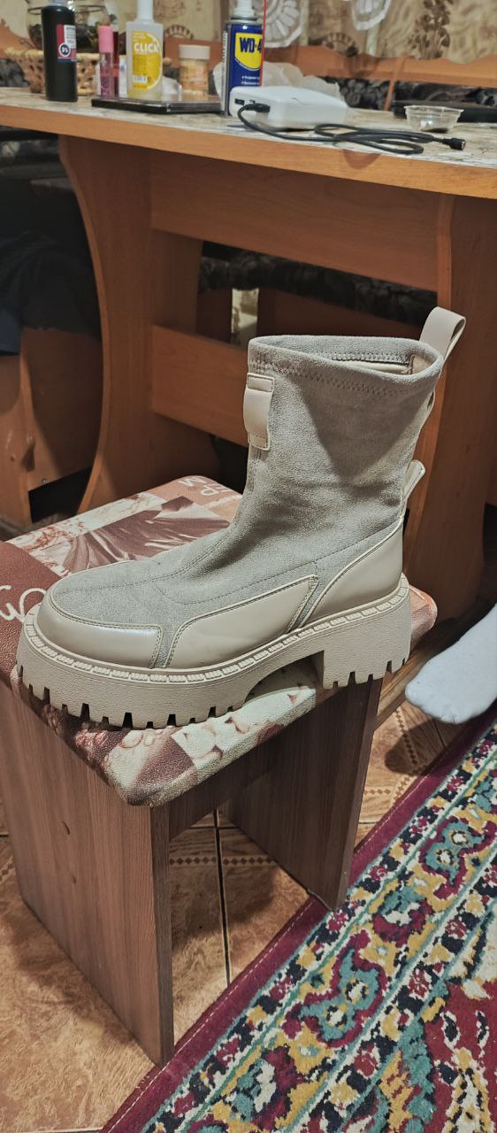 Женские демисезонные ботинки 39 размер - Одежда в Бийск