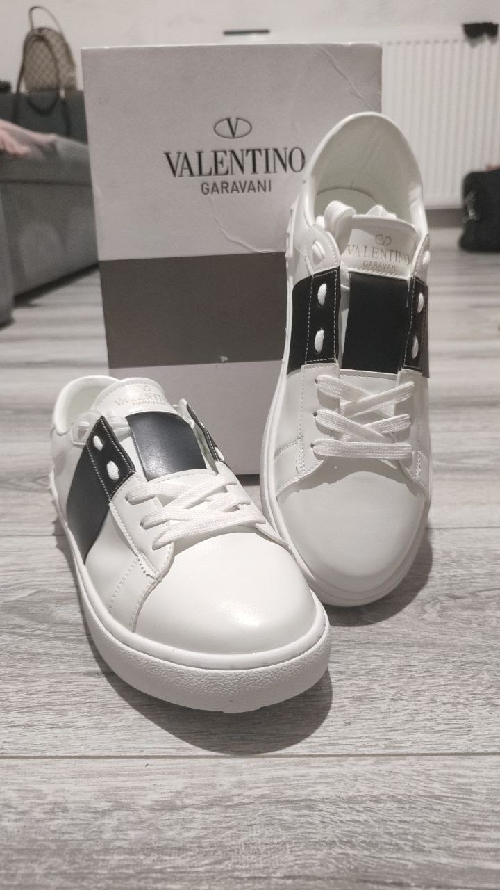 Новые кеды Valentino - частное объявление в Краснодар