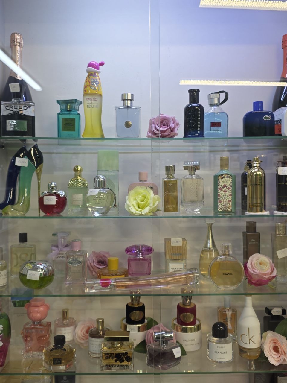 Парфюм в ассортименте - частное объявление в Барнаул