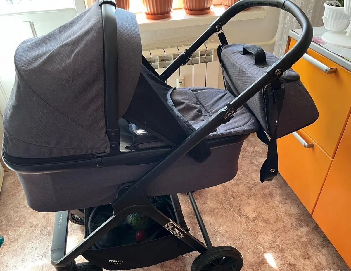 Детская коляска даром - Товары для детей в Екатеринбург