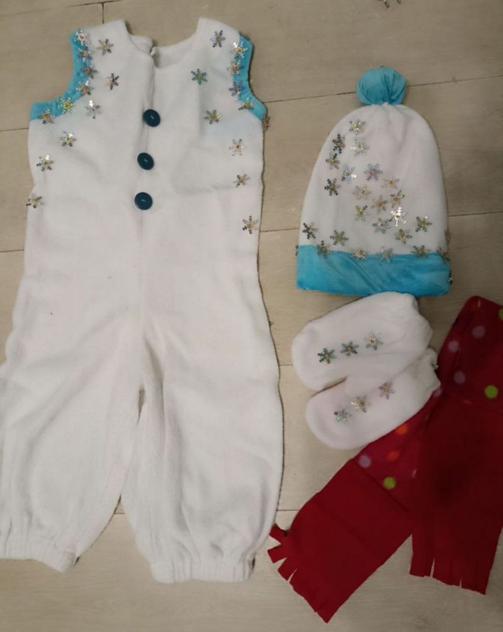 Продаю костюм снеговик для детей - Одежда в Екатеринбург