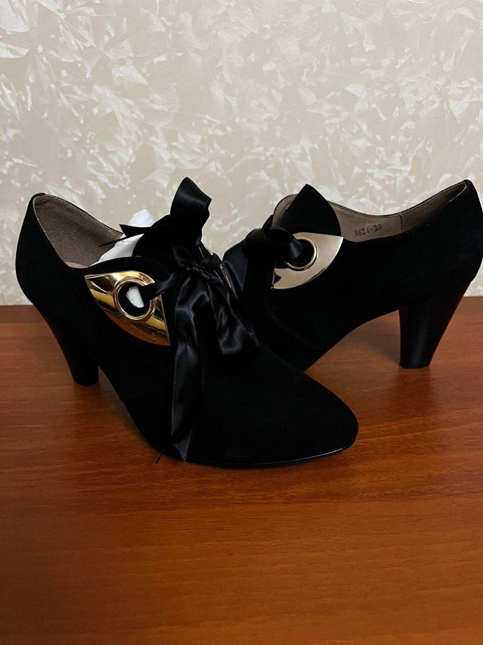 Ботильоны новые 39 размер - Одежда в Новороссийск