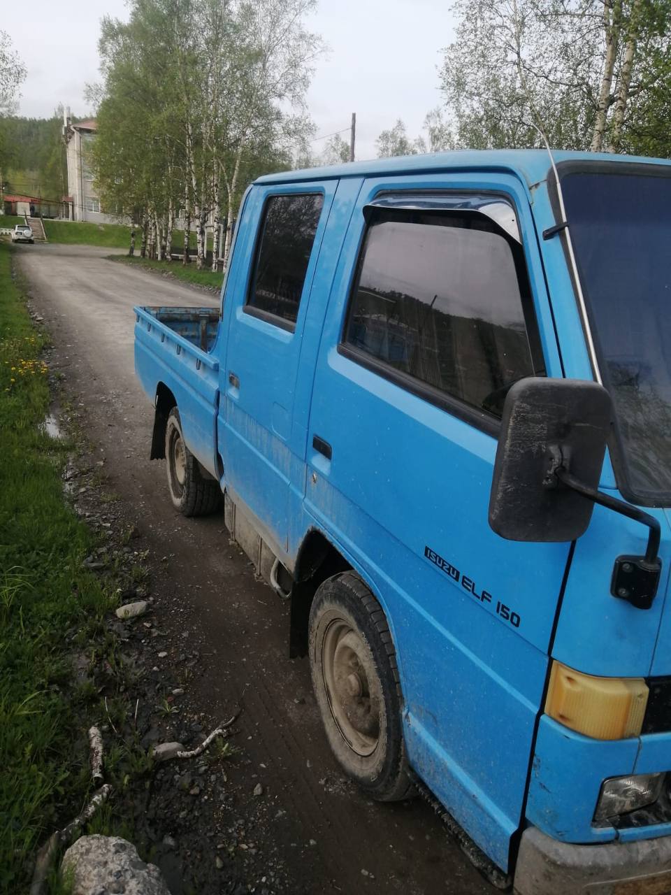 Продам грузовика 2.8 задний B категории - Авто в Хабаровск