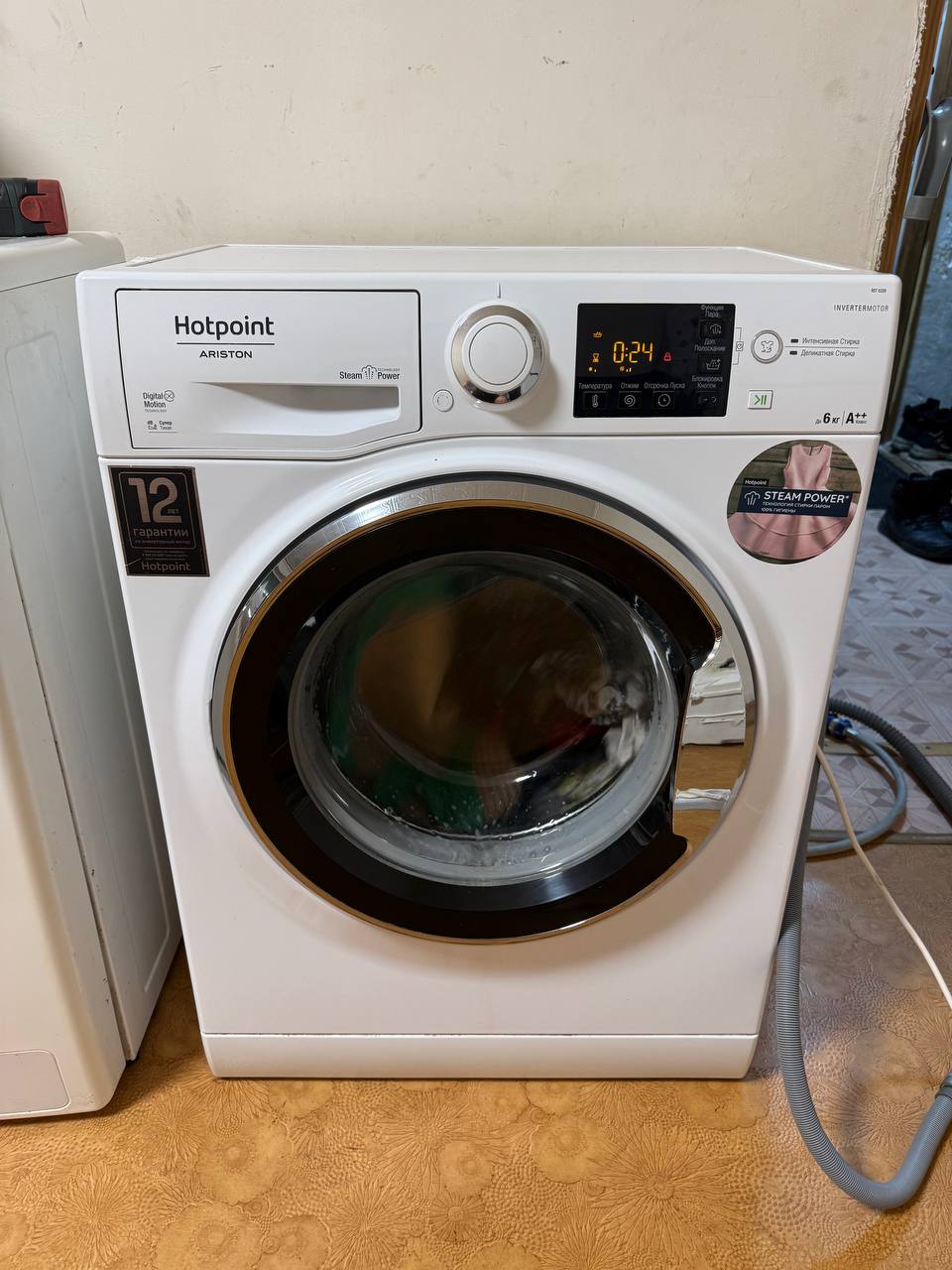 Стиральная машина Hotpoint-Ariston 6кг - частное объявление в Якутск