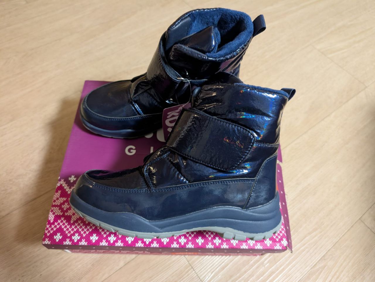 Продам новые зимние ботинки размер 37 - Одежда в Новосибирск