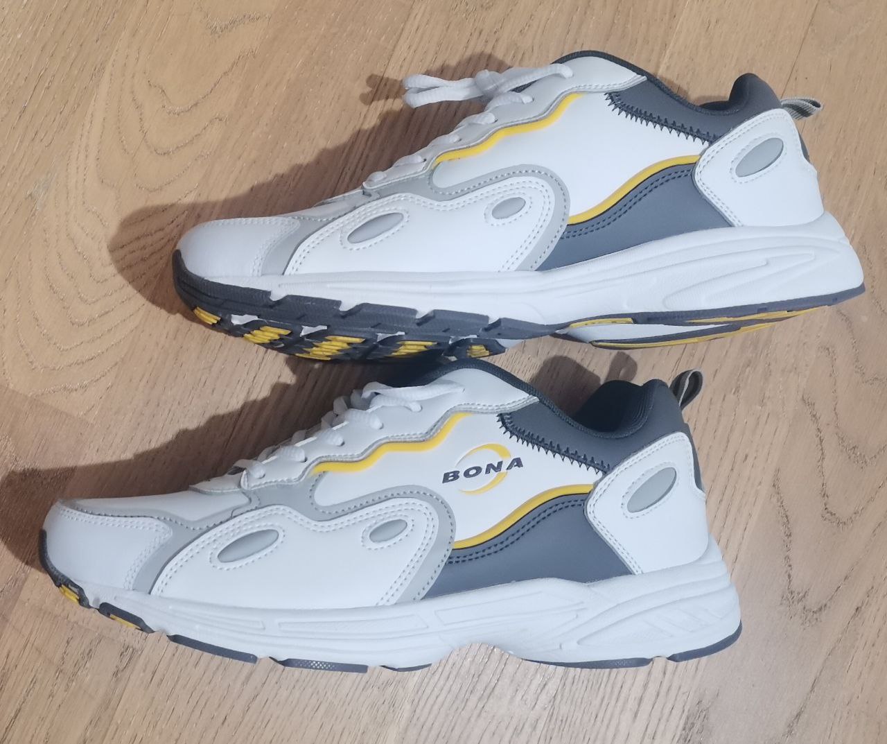 Мужские кроссовки Nike, Bona, Reebok - Одежда в Москва - фото 2