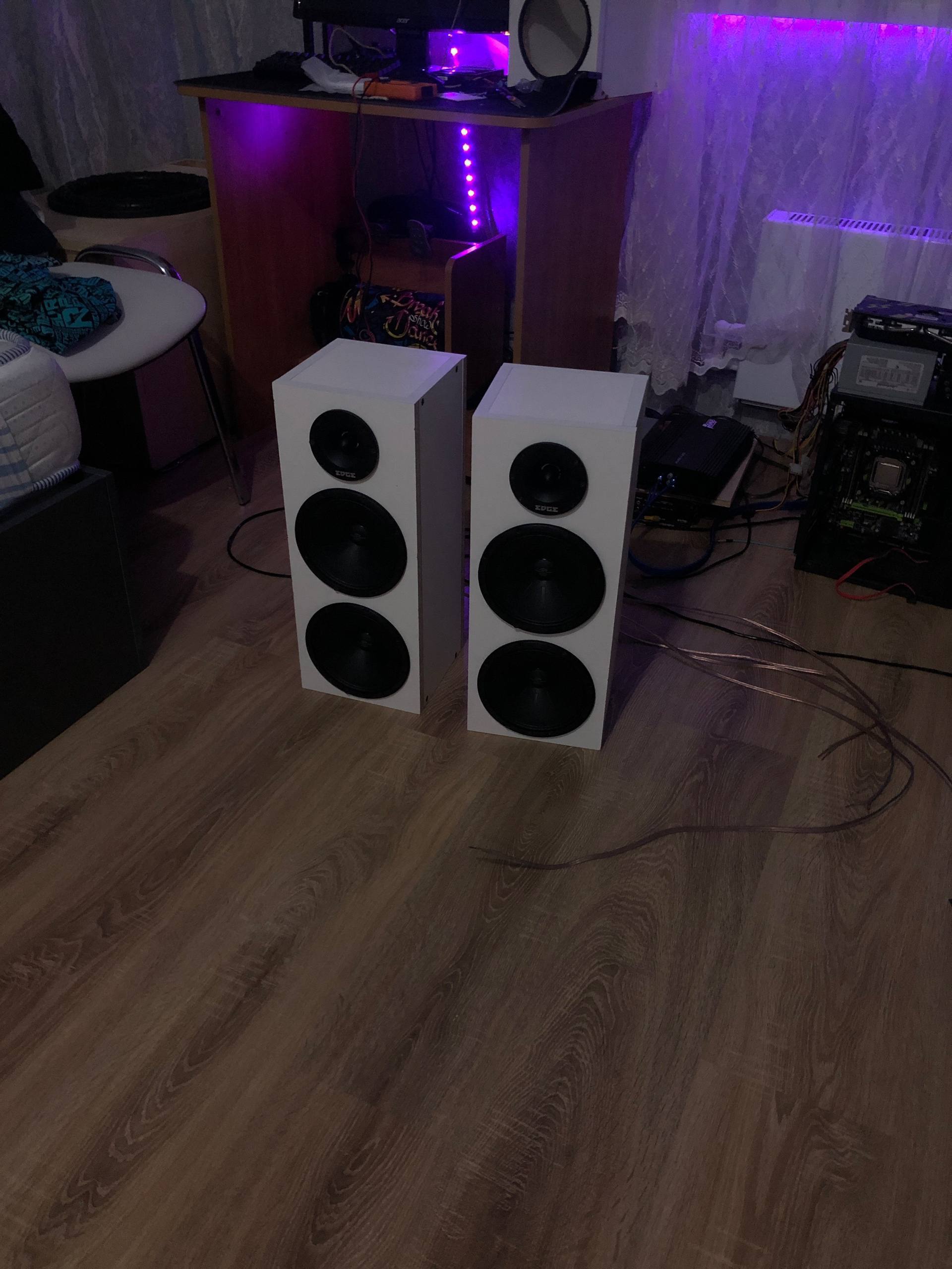 Срочная продажа акустики пассивной громкой - Электроника в Москва