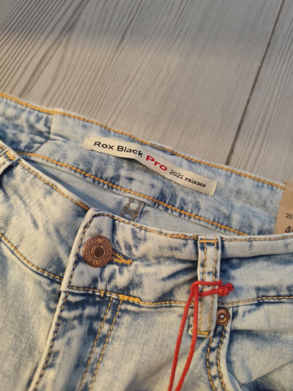 Новые джинсы клёш - Одежда в Москва - фото 2