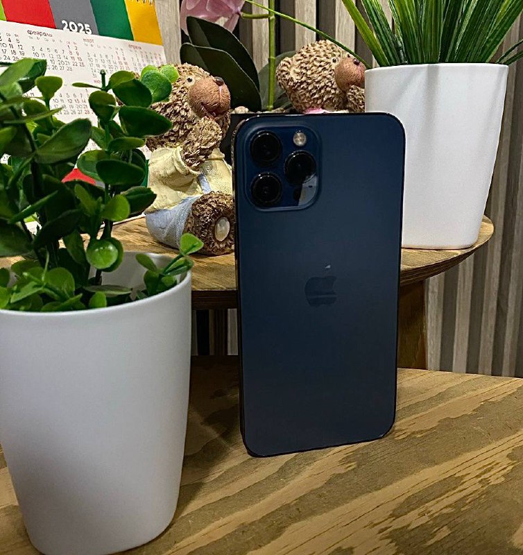 Продам iPhone 12 Pro Max - Электроника в Тюмень