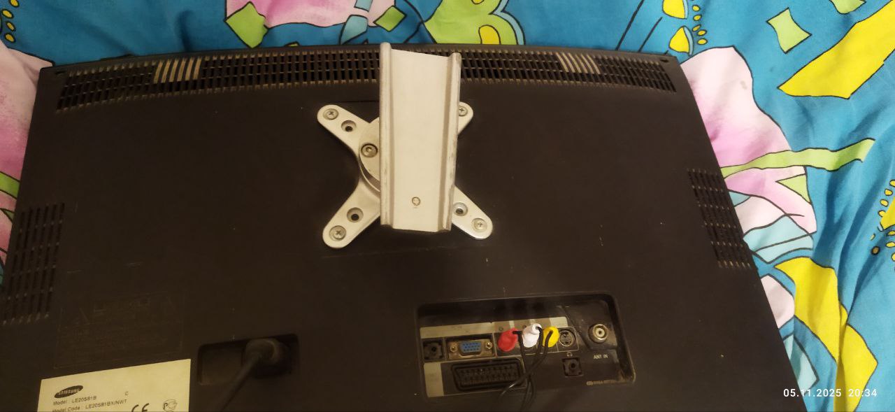 Продам телевизор Samsung 24 дюймов - частное объявление в Севастополь