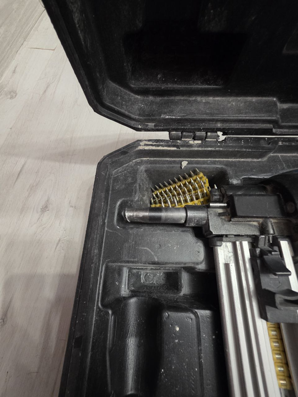 Продам пистолет toua gsn50 - частное объявление в Загорянка