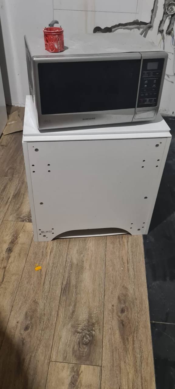 Микроволновка полностью рабочая - Электроника в Загорянка