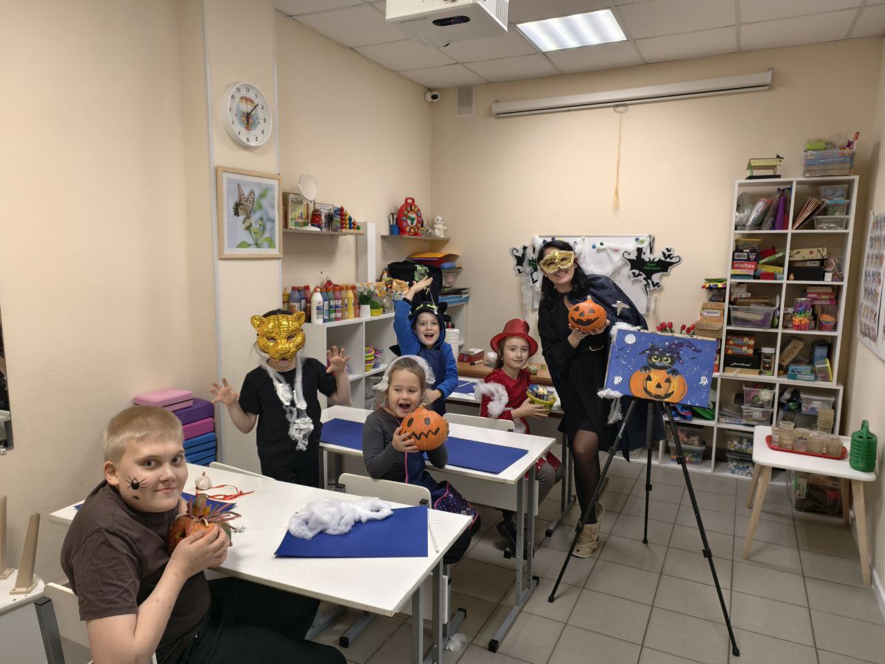 АРТ-МАСТЕРСКАЯ - занятия по рисованию для детей - частное объявление в Казань