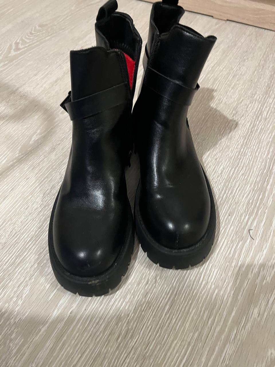 Продажа женских осенних сапог - Одежда в Москва