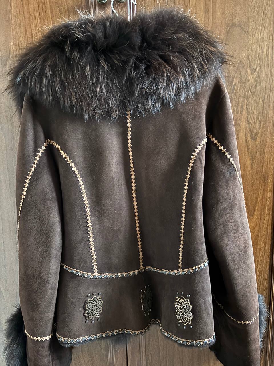 Натуральная дубленка с песцовым воротником - Одежда в Люберцы