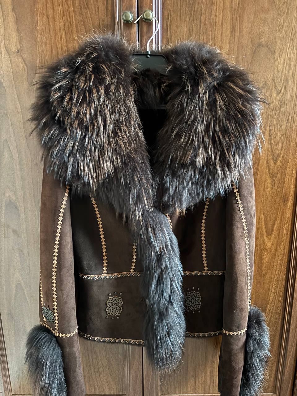 Натуральная дубленка с песцовым воротником - Одежда в Люберцы - фото 5