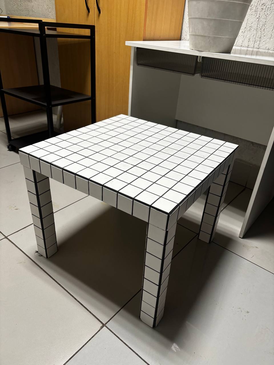 Модернизированный журнальный столик IKEA - Для дома и дачи в Люберцы