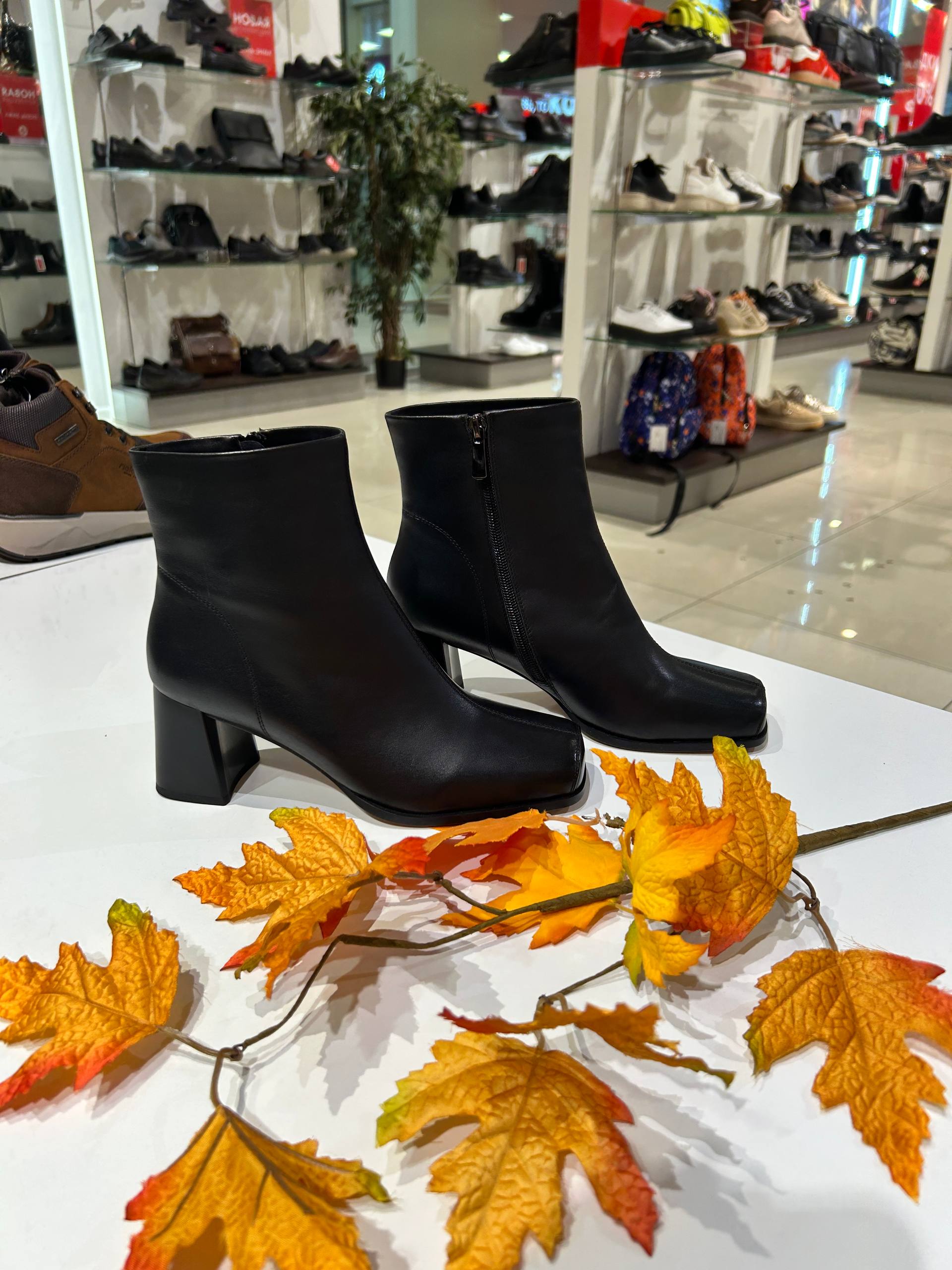 Черная пятница в магазине Rieker - Одежда в Армавир - фото 2