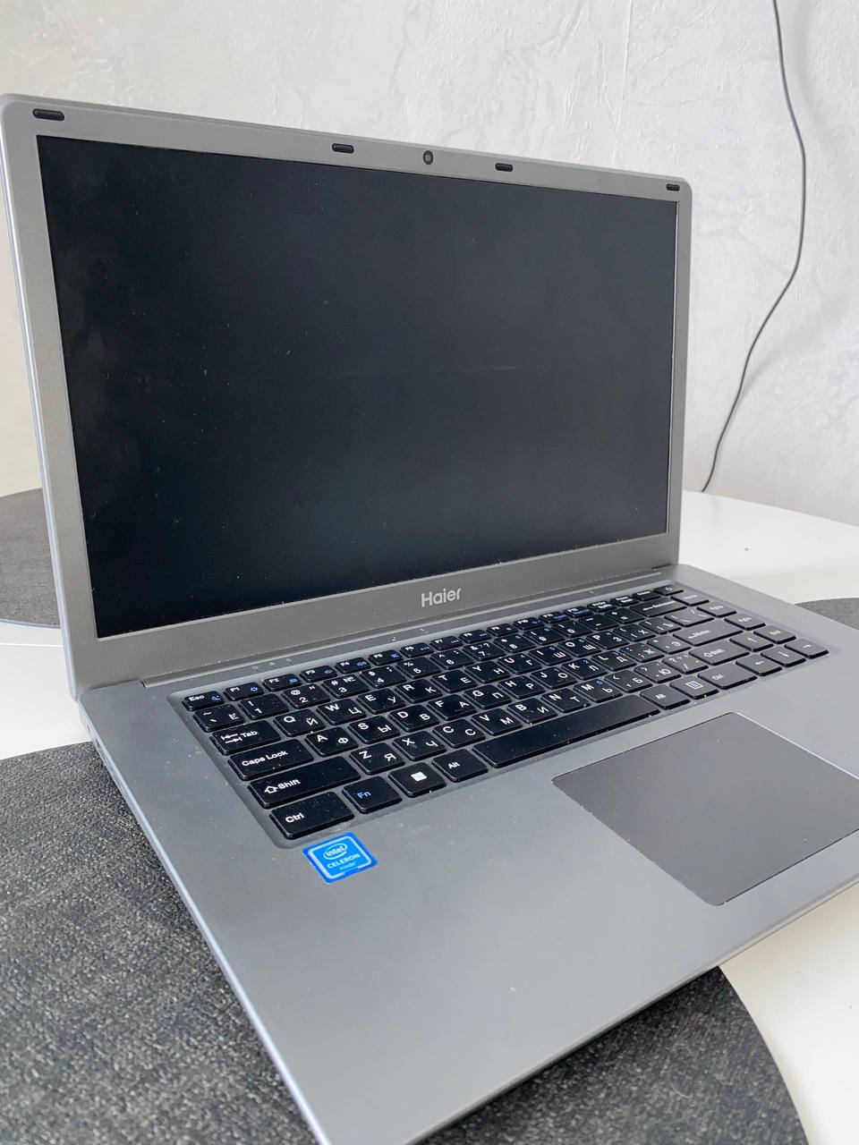 Ноутбук с документами - Электроника в Барнаул