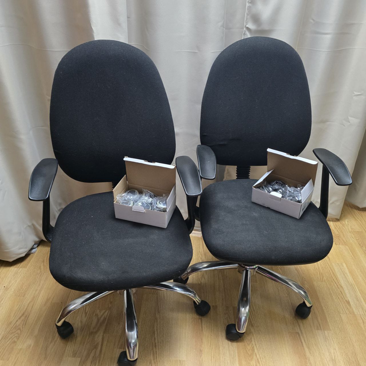 Продажа компьютерных офисных стульев - частное объявление в Люберцы